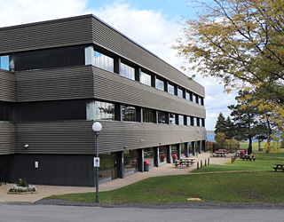 St Lawrence College - Cornwall Campus