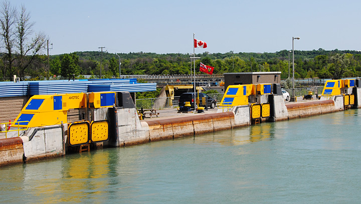 Hands Free Mooring - St. Lawrence Seaway